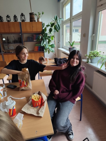 1826911f-58b0-4ba4-af06-7e0a9dc74ba6.jfif