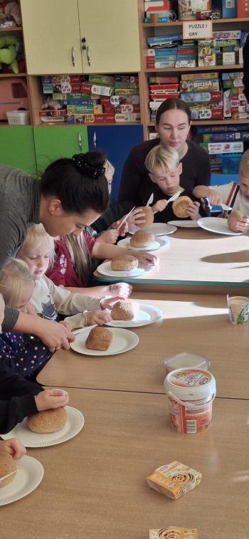 27afdb27-0c47-4a07-b799-2ae7a60c492e.jfif