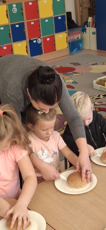 b0048952-01df-405f-89d8-eb75996ab5ad.jfif