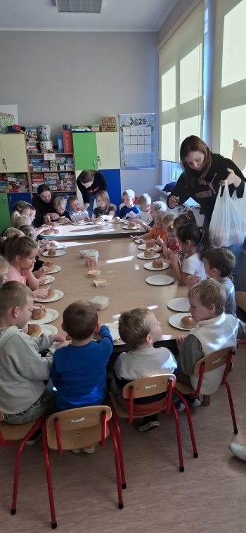 d79ced25-2ba1-441b-ab49-5c34bcab5ba7.jfif