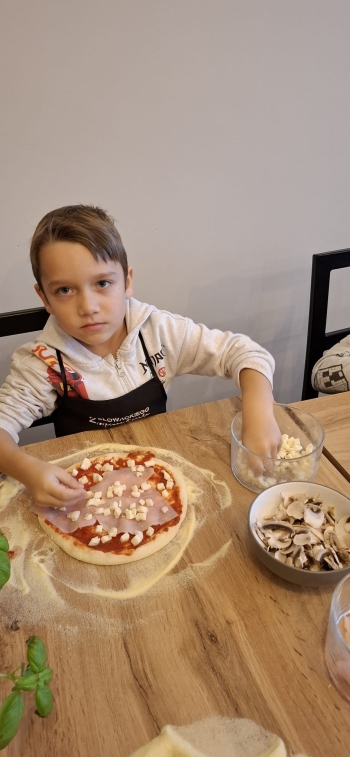 5ef591ab-2a71-4c53-a0c9-e4553f890c0a.jfif