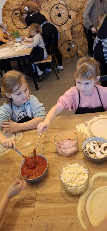 eab945db-9134-4af1-b90c-024a750929fa.jfif