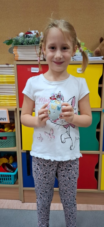 b0a14cd8-a2b9-400e-9db5-751662a71d8e.jfif