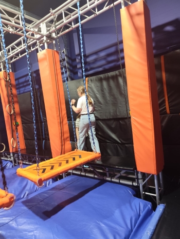 099083a6-ff63-4d42-b2f6-75a6eb63a9f8.jfif