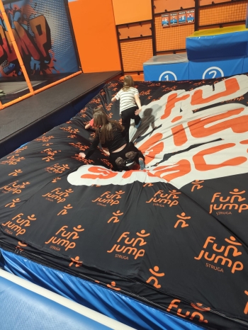 836657fb-fbe2-44ea-8e1b-b59fd35b73e6.jfif