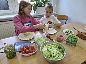 9dfa07c5-77d7-429d-8b51-34de2d00d758.jfif