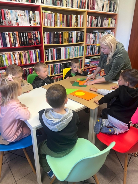 Wizyta przedszkolaków w Bibliotece Publicznej