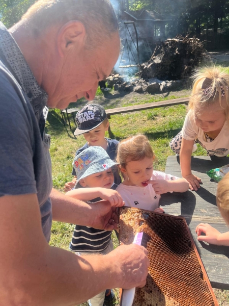 Wyprawa przedszkolaków na piknik